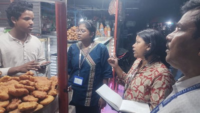 Giridih News: फूड सेफ्टी टीम ने किया दुकानों का निरीक्षण, मिलावटी मिठाई जब्त