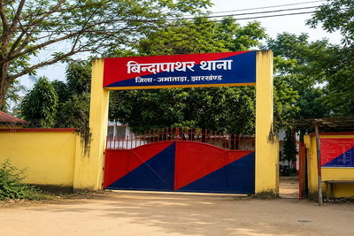 Jamtara News: एक वर्ष से फरार चल रहे दो सगे भाई गिरफ्तार, पुलिस ने भेजा जेल