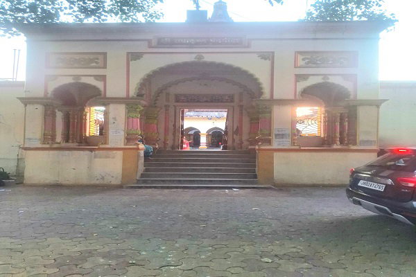 Hazaribagh News: पंच मंदिर का ताला तोड़ने के 8 आरोपियों पर FIR