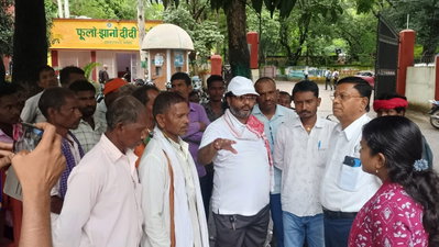 Latehar News: लगातार हो रही बारिश से सैकड़ों एकड़ धान की फसल नष्ट, मुआवजे की मांग
