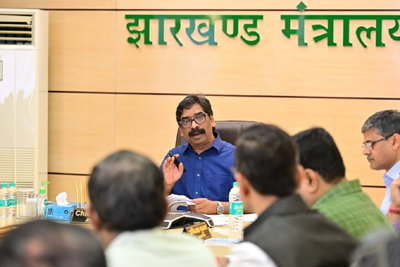 Ranchi News: जंगलों का पूरा डिजिटल रिकॉर्ड बनेगा, उपयोगी पौधों के रोपण पर रहेगा जोर- CM