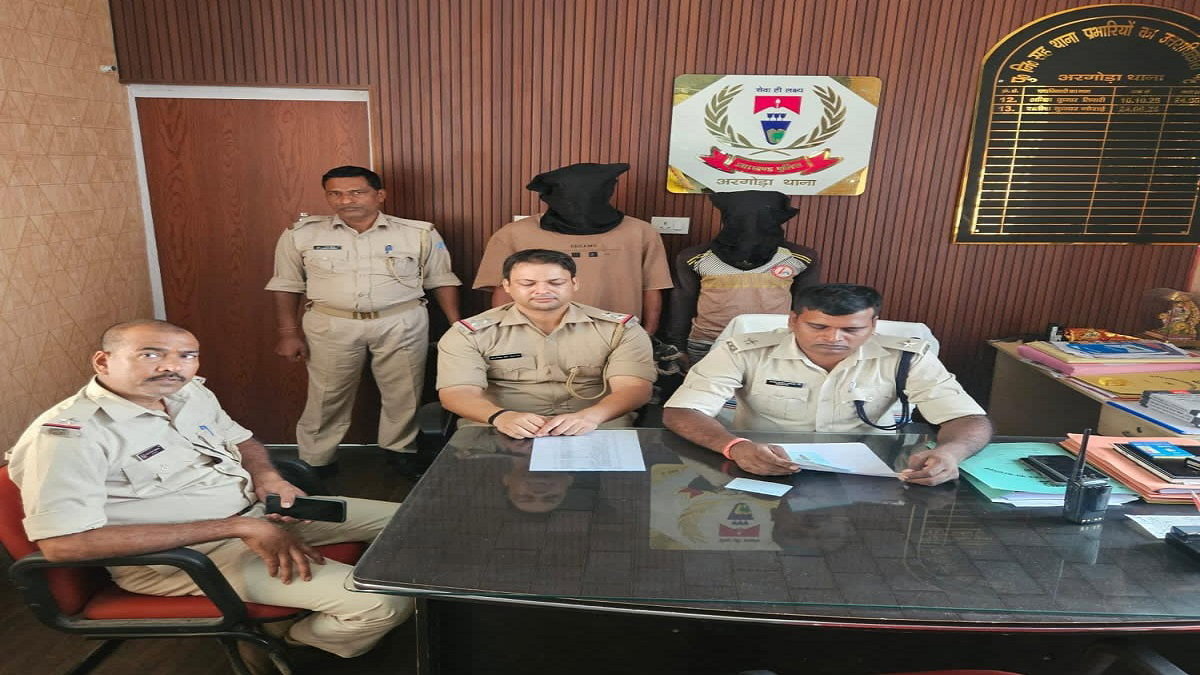 Ranchi News: चाकू दिखाकर मोबाइल लूटने वाले दो बदमाश गिरफ्तार
