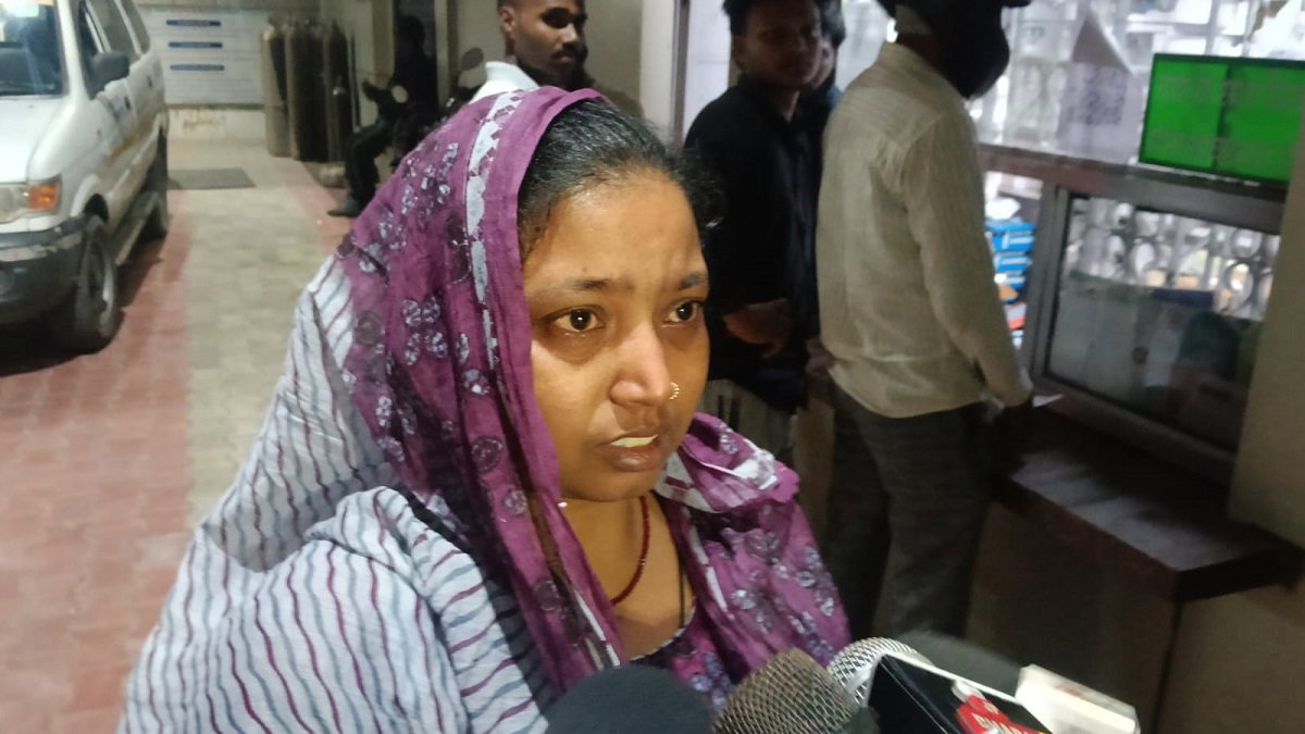 रांची के आलम हॉस्पिटल में हंगामा, आयुष्मान कार्ड से इलाज के बहाने कराया भर्ती; फिर मांगे 1.2 लाख