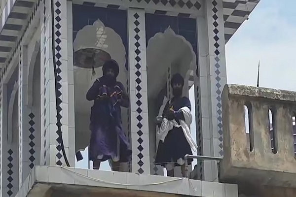 उत्तराखंड में गुरुद्वारा दमदमा साहिब पर निहंगों का कब्जा, इंटरनेट सेवा बंद