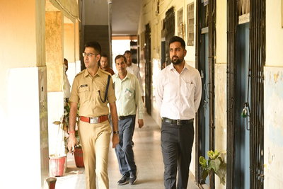 Palamu News: शांतिपूर्ण ढंग से NEET-UG 2026 पुनर्परीक्षा संपन्न