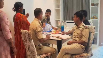 Hazaribagh News: संदिग्ध हालत में महिला अधिवक्ता की मौत, फ्लैट में पंखे से लटका मिला शव