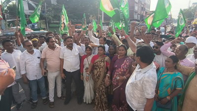 Giridih News: MMDR एक्ट के खिलाफ झमुमो ने किया प्रदर्शन