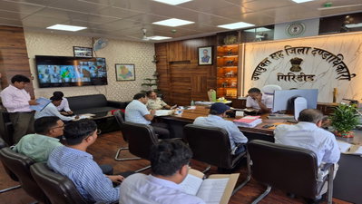 Giridih: डीसी ने नशीली दवाओं की बिक्री के खिलाफ कार्रवाई के दिए निर्देश