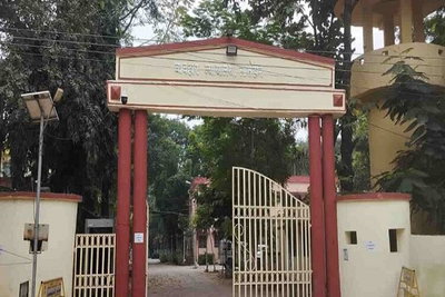 Latehar News: आर्म्स एक्ट मामले में दो दोषियों को तीन साल की कैद