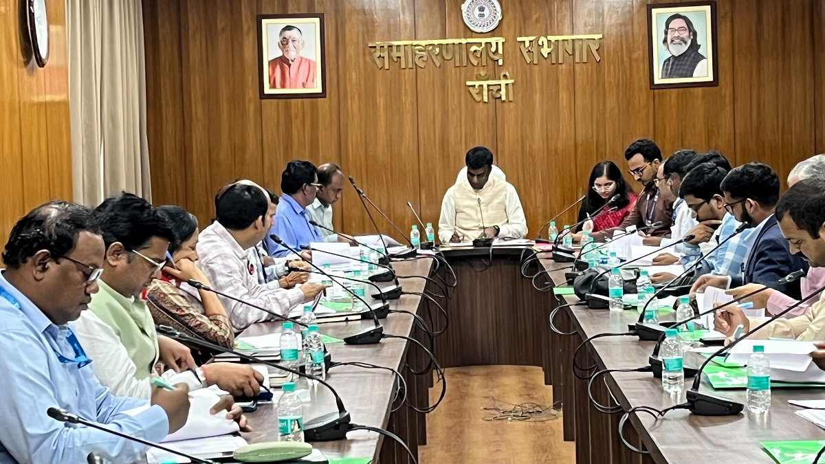 Ranchi News:  रांची में लोन मेला लगाने की तैयारी, डीसी ने की योजनाओं की समीक्षा