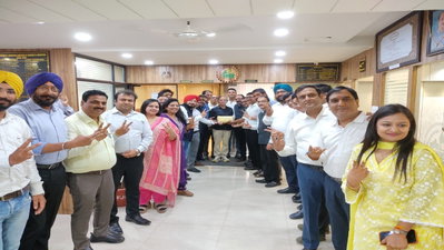 झारखंड चैंबर चुनाव: पहले दिन 42 प्रत्याशियों ने किया नॉमिनेशन, 1 सितंबर तक दाखिल होंगे पर्चे