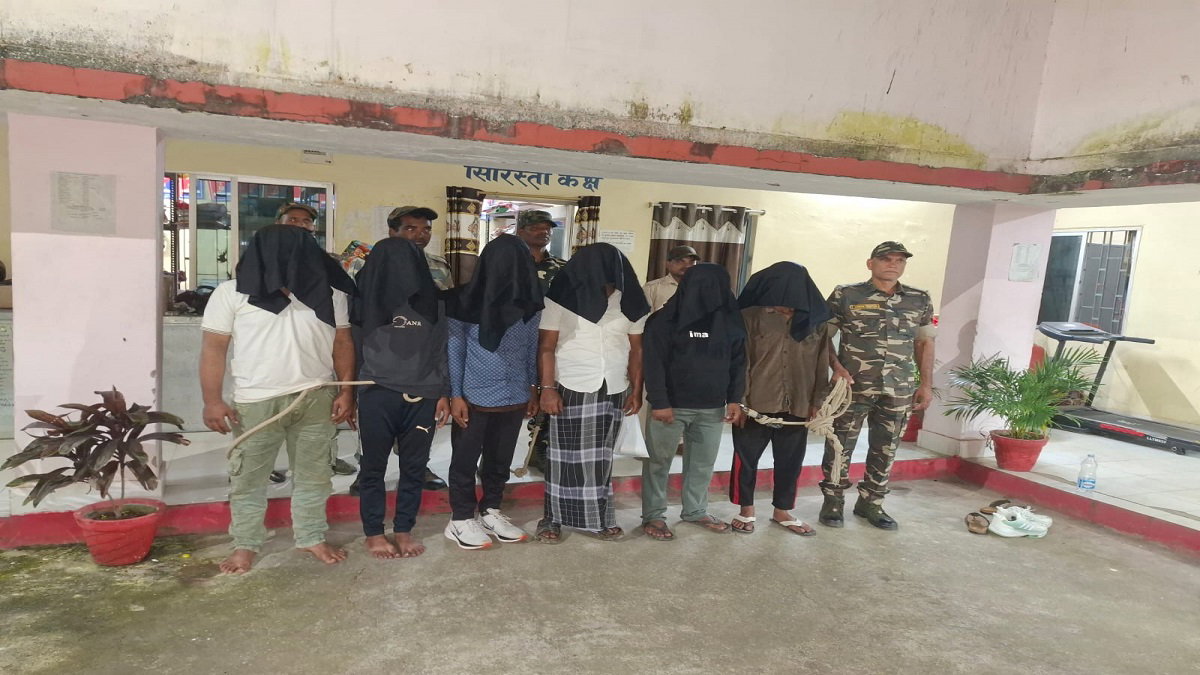 Gang stealing