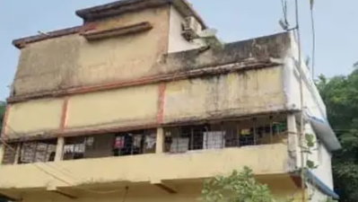 चांडिल थाना से महज कुछ दूर स्थित घर में डकैती, हथियारबंद के बल पर परिवार को बंधक बना लाखों के गहने लूटे