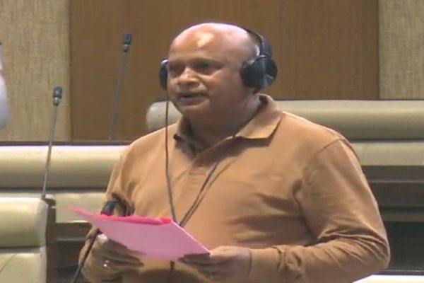 झारखंड विस :  अरूप चटर्जी ने अल्पसंख्यक स्कूलों को सरकारी योजनाओं का लाभ देने का मुद्दा उठाया