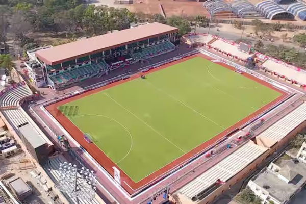 सिल्ली फुटबॉल स्टेडियम को पहली बार मिला प्रशिक्षक