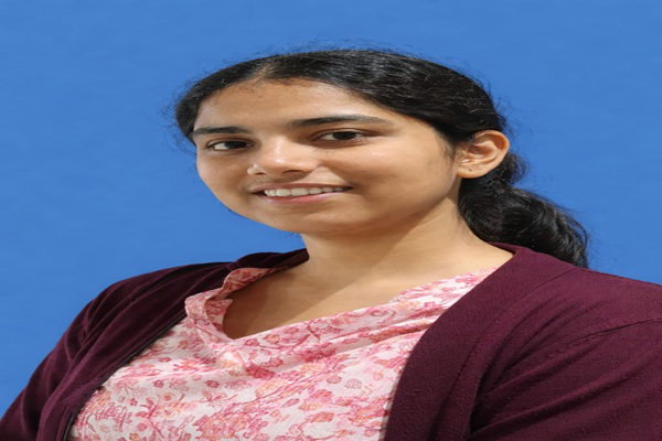 सिमडेगा की बेटी कोमल सिंह ने देश में किया नाम रोशन, रक्षा मंत्रालय के ग्रेड-बी में चयन