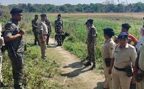 बगहा के VTR जंगल से जमीन में दफन सिर व धड़ बरामद, 6 दोस्तों की तलाश जारी