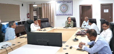 Health News :  रिम्स में आयुष्मान योजना को ऑनलाइन बनाने पर जोर, समय पर काम पूरा करने के निर्देश