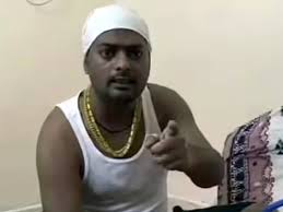 एयरपोर्ट हत्याकांड :  गैंगस्टर प्रिंस खान परिवार वालों को बार-बार दे रहा धमकी