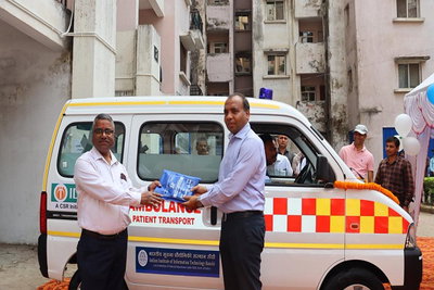 IIIT रांची को IDBI बैंक ने दी एम्बुलेंस, आपातकालीन तैयारी को मिलेगी मजबूती