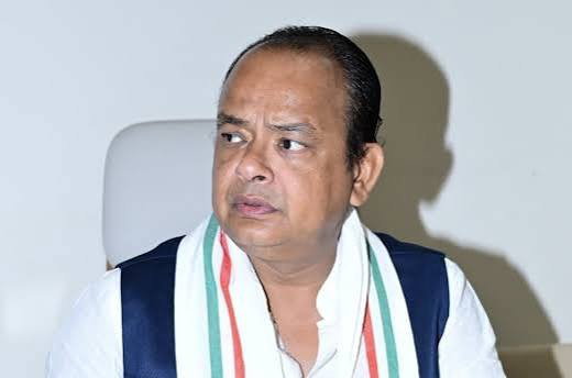 झारखंड विस :  सदन की कार्यवाही दोबारा शुरू होते ही हंगामा, इरफान अंसारी ने लगाए ‘चंदा चोर’ के नारे