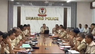 Dhanbad Police :  अगस्त में 450 कांडों का निष्पादन, लंबित मामले 1700 के करीब