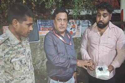 धनबाद :  बिहार से आ रही बस से 1400 किलो मिलावटी पनीर व घी जब्त, बाजार में खपाने की थी तैयारी