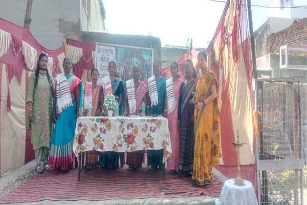 आधी आबादी बात नारी की: बहनों को जागरूक व आत्मनिर्भर बनने का संदेश