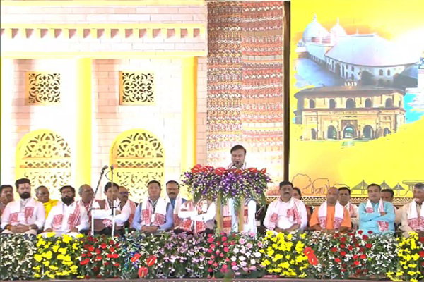 हिमंता फिर बने असम के सीएम, PM की मौजूदगी में ली शपथ. चार मंत्रियों की भी शपथ