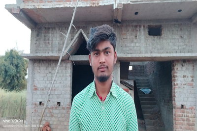 बरवाडीह सीओ पर परीक्षार्थी को थप्पड़ मारने का आरोप, ज्ञापन सौंप जांच की मांग