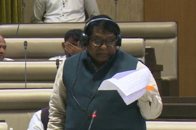 रामेश्वर उरांव ने सदन में उठाए आदिवासी हितों के मुद्दे, शोध, शिक्षा व भूमि अधिकारों पर पहल की मांग