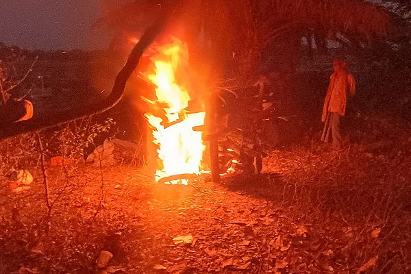 गुरुग्राम सिग्नेचर ग्लोबल लिमिटेड हादसा, जादूगोड़ा के मारे गए 4 युवकों का शव पंचतत्व में विलीन