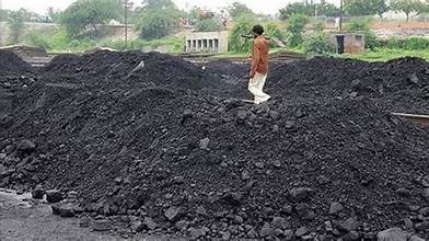 अब बाजार तय करेगा कोयले की कीमत, झारखंड को हो सकता है लाभ, पर बिजली-उद्योगों की बढ़ सकती है मुश्किलें