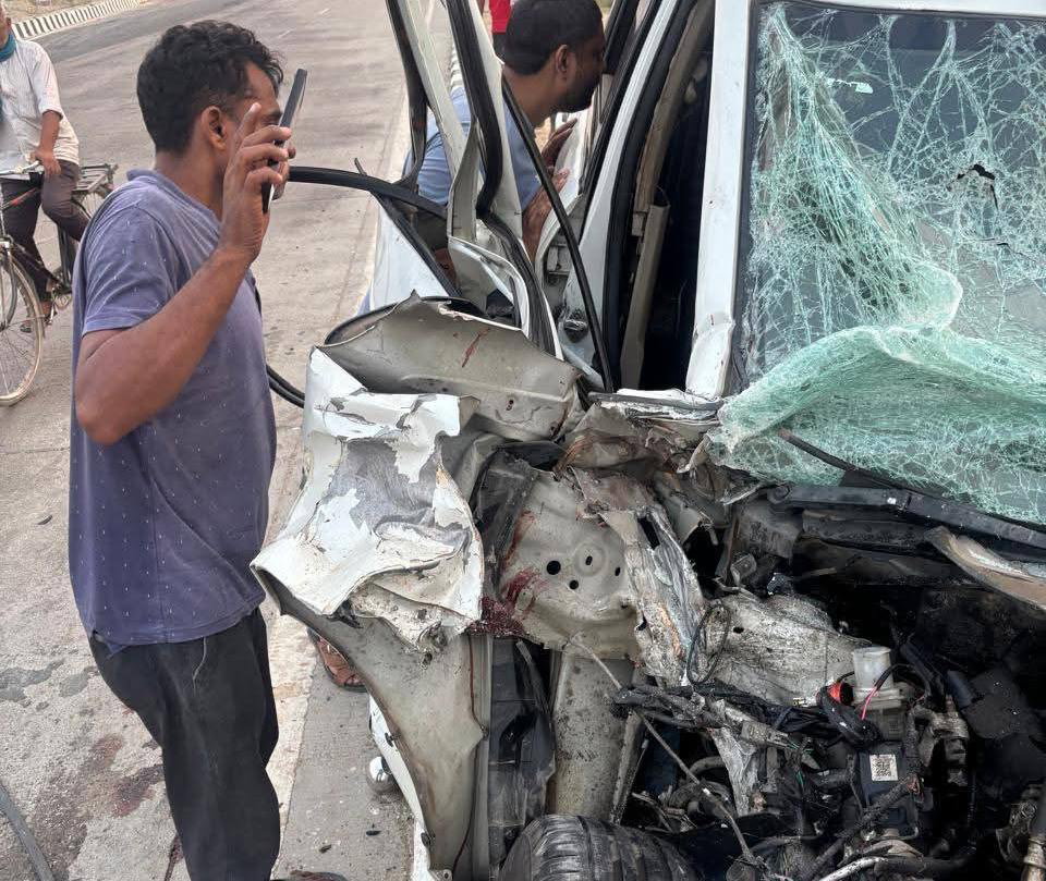 Palamu News :  धार्मिक स्थल से लौट रहे चार लोगों की उत्तर प्रदेश में सड़क हादसे में मौत