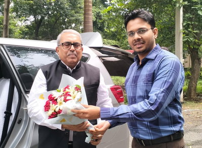 प्रमंडलीय आयुक्त विजय कुमार गुप्ता पहुंचे धनबाद, राजस्व व SIR की करेंगे समीक्षा