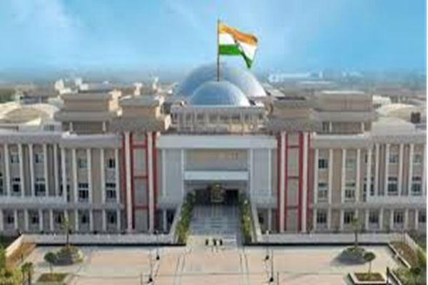 संविदा कर्मियों के नियमितीकरण से संबंधित अवमानना याचिका हाईकोर्ट से ड्रॉप