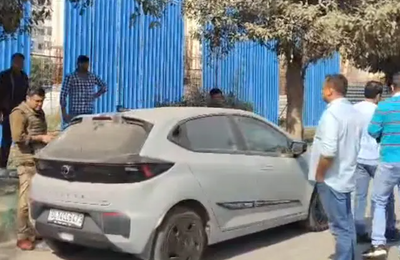 वैलेंटाइन डे पर खूनी खेल: प्रेमी ने प्रेमिका को मारी गोली, दोनों का कार में मिला शव