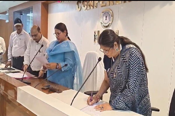 शहरी विकास योजनाओं को धरातल पर उतारना पहली प्राथमिकता : अरुणा शंकर