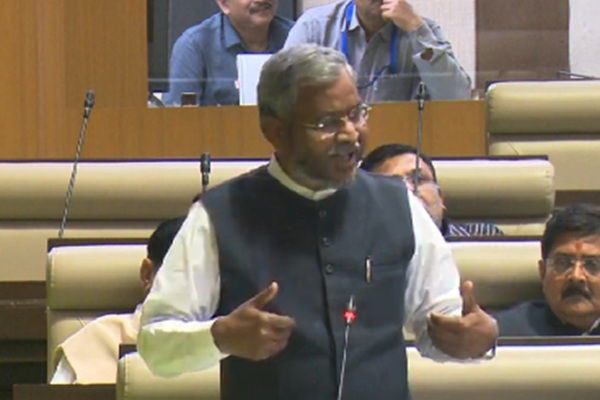 सदन में बोले बाबूलाल, कोयला-बालू की खुली लूट की छूट के लिए नहीं मिलेगा केंद्र का साथ