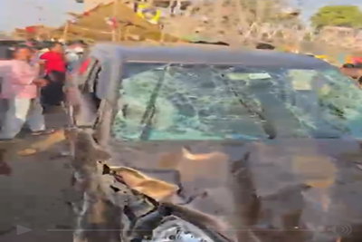 रांची :   डोल मेला में अनियंत्रित होकर कार घुसी, दो की मौत, 9 घायल