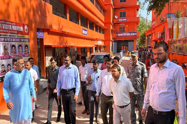 JPSC प्रारंभिक परीक्षा 19 को, लातेहार डीसी ने परीक्षा केंद्रों का किया निरीक्षण