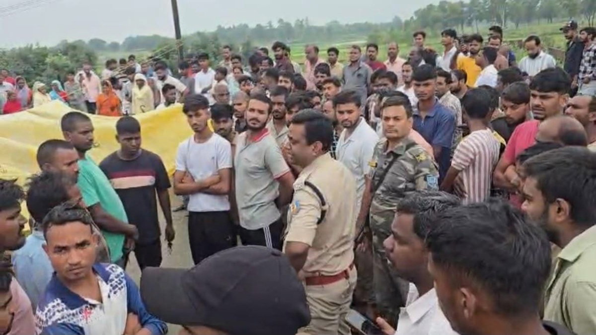 Giridih :  बगोदर के हेसला में सामाजिक कार्यकर्ता की हत्या, आक्रोशितों ने NH किया जाम