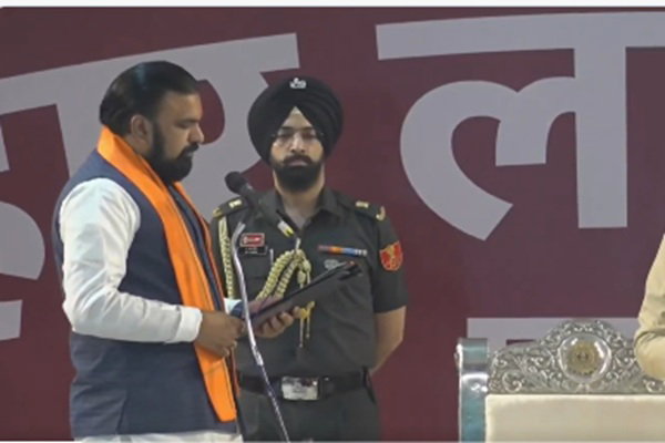 सम्राट चौधरी बने बिहार के 24वें मुख्यमंत्री,  विजय चौधरी व बिजेंद्र यादव ने ली डिप्टी सीएम पद की शपथ