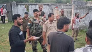 Ramgarh News :  सिरका बुधबाजार में चल रहा था सेक्स रैकेट, कई युवक-युवतियां हिरासत में