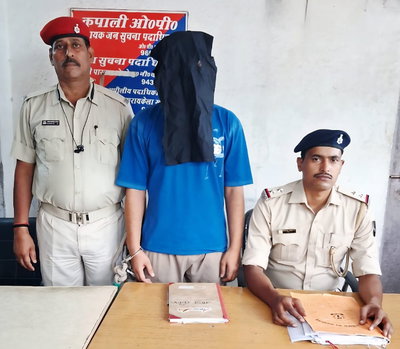 Saraikela :  युवक पर चापड़ से हमला करने वाला मुख्य आरोपी 10 माह बाद गिरफ्तार