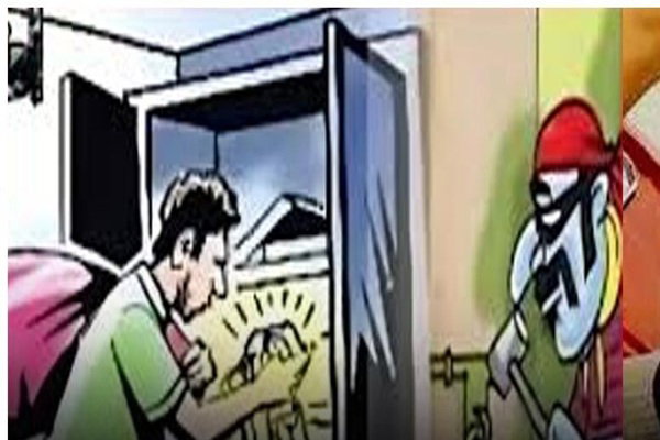 Bokaro News : बंद घर का ताला तोड़ लाखों के सामान उड़ा ले गए चोर