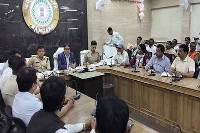 रामगढ़: जिला स्तरीय शांति समिति की बैठक, सोशल मीडिया में अफवाह से रहे सावधान