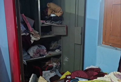 धनबाद :  तारापीठ गया था परिवार, घर से 10 लाख के गहने-कैश लेकर चोर फरार