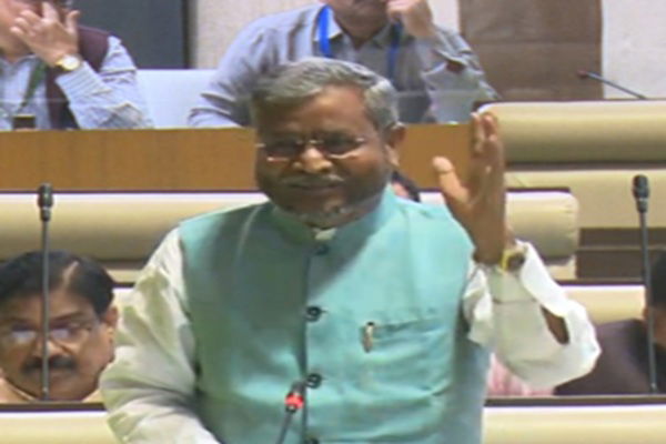 जेटेट अभ्यर्थियों पर लाठीचार्ज का मुद्दा सदन में गरमाया, सरकार पर जमकर बरसे बाबूलाल