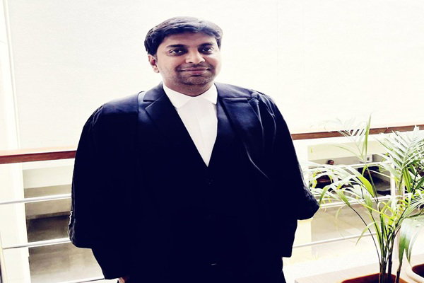 झारखंड स्टेट बार काउंसिल चुनाव : युवा अधिवक्ता ललित यादव जीते, काउंटिंग जारी...